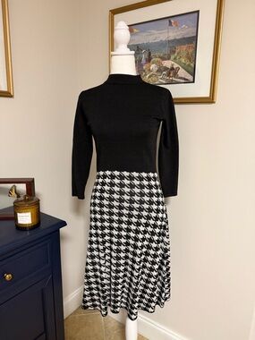 Nanette Lepore Black & White Houndstooth A-Line Midi dress